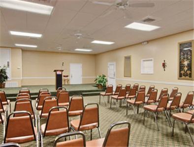 Hotel Ramada Ltd. Conference Center Tifton Servizi foto